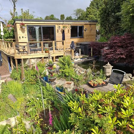 Cosy Cornish Cabin St Austell Exterior photo
